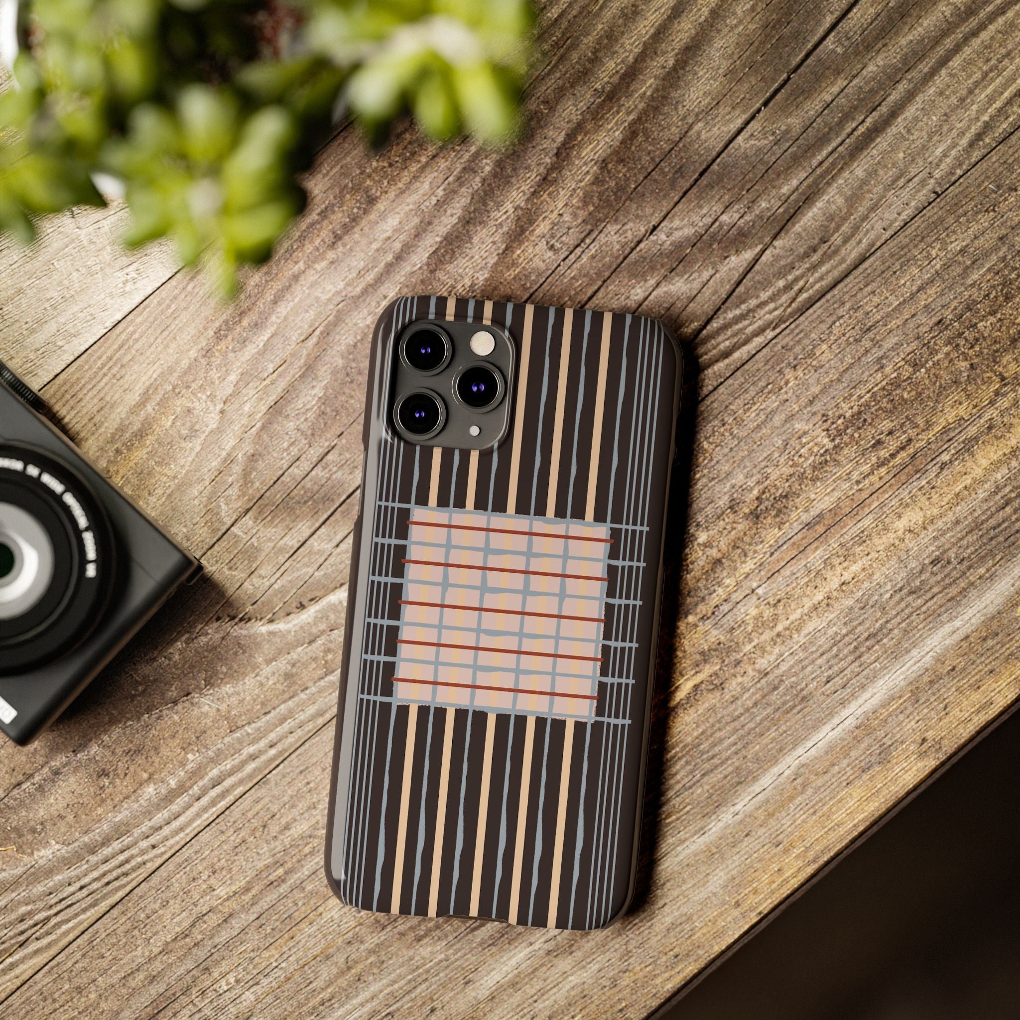 Slim Phone Case — Modern Geometric Stripe Pattern